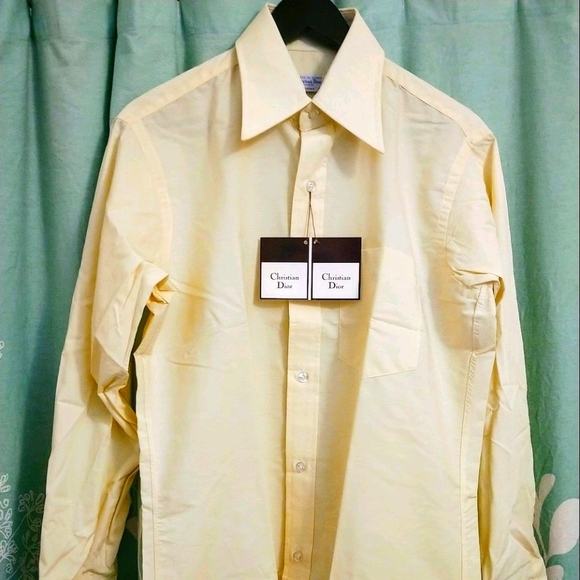 ⭐Vintage Dior Luxury Cream Chemise Sz 15.5 - Picture 1 of 9